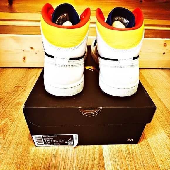 Jordan 1 Mid ‘White Deep Royal Blue’ - Picture 3 of 7